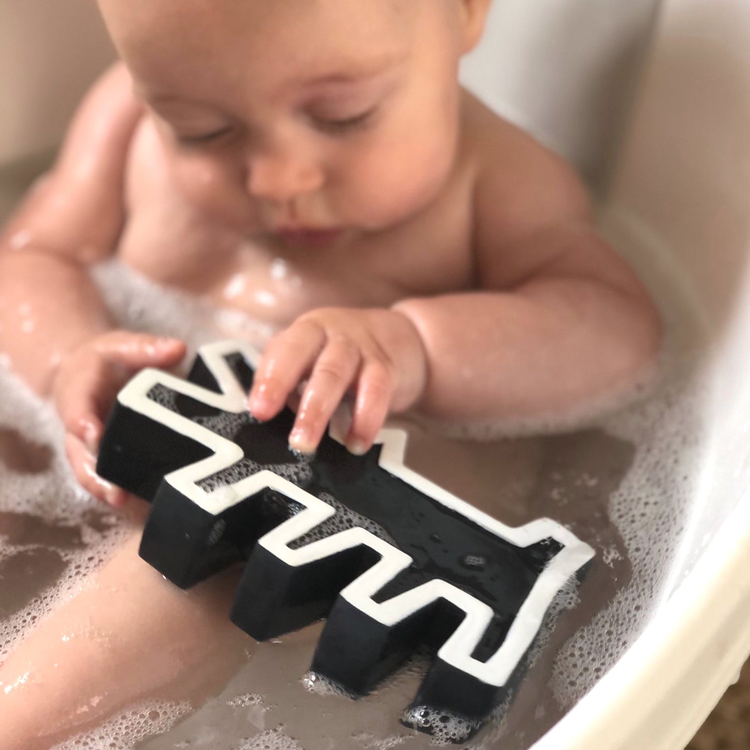 Keith Haring Sensory Bath Toys - Suitable From Birth