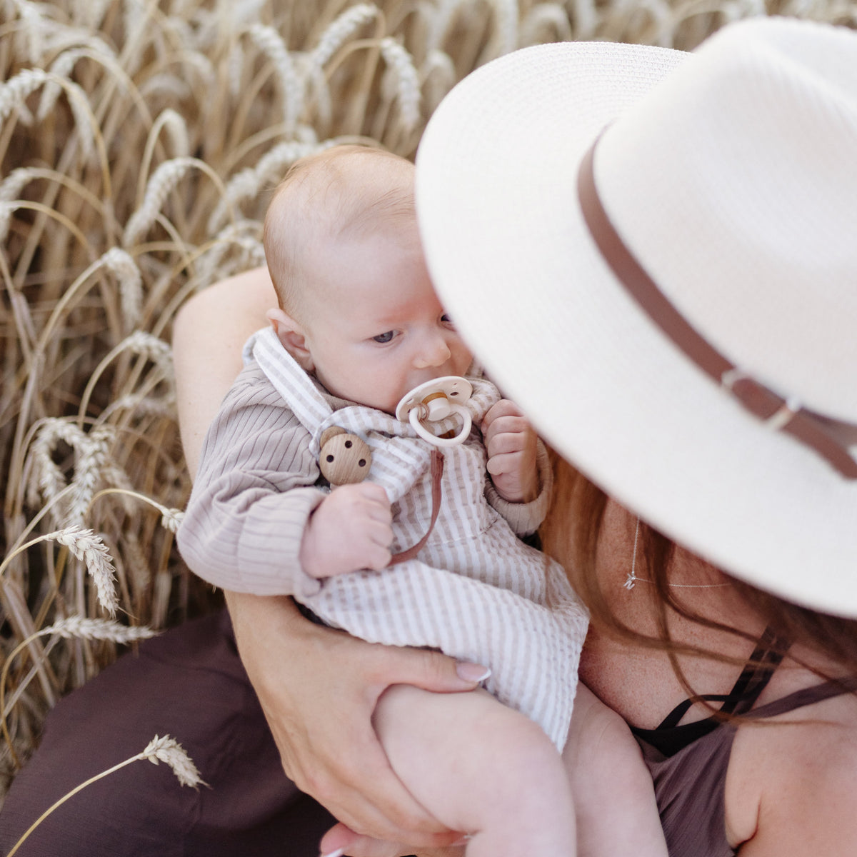 Linen Pacifier Clip 2-pack