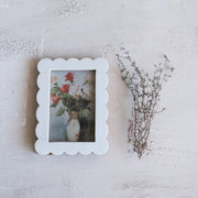 Scalloped Resin 4 X 6 Frame