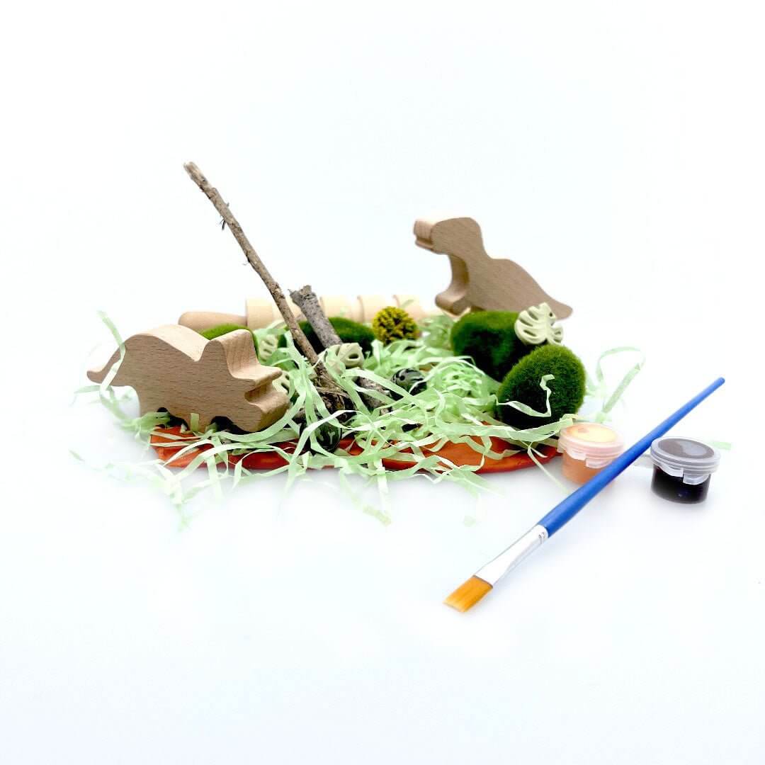 Dinosaur Quest, Playdough Kit With Paintable Dinosaurs