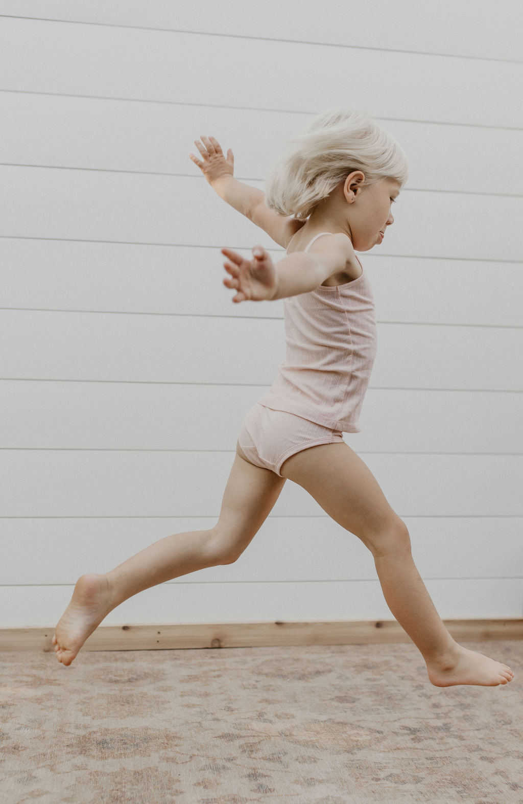 *exclusive* Girl’s 8pc Underwear/ Sleep Set