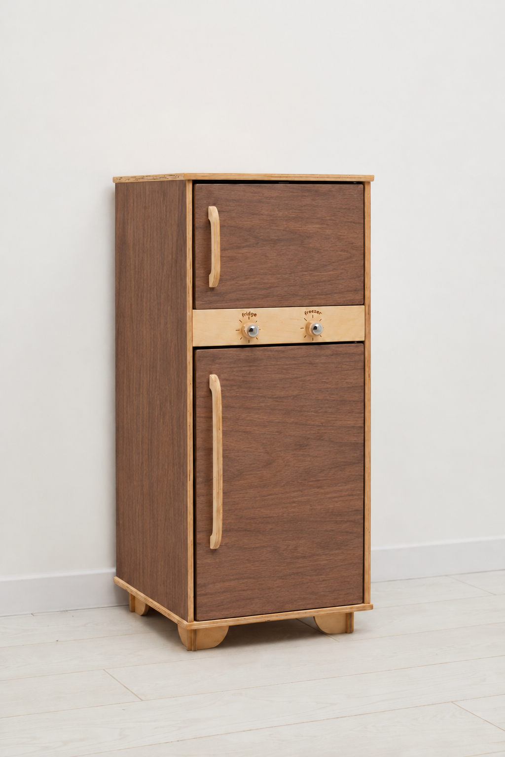 Play Fridge