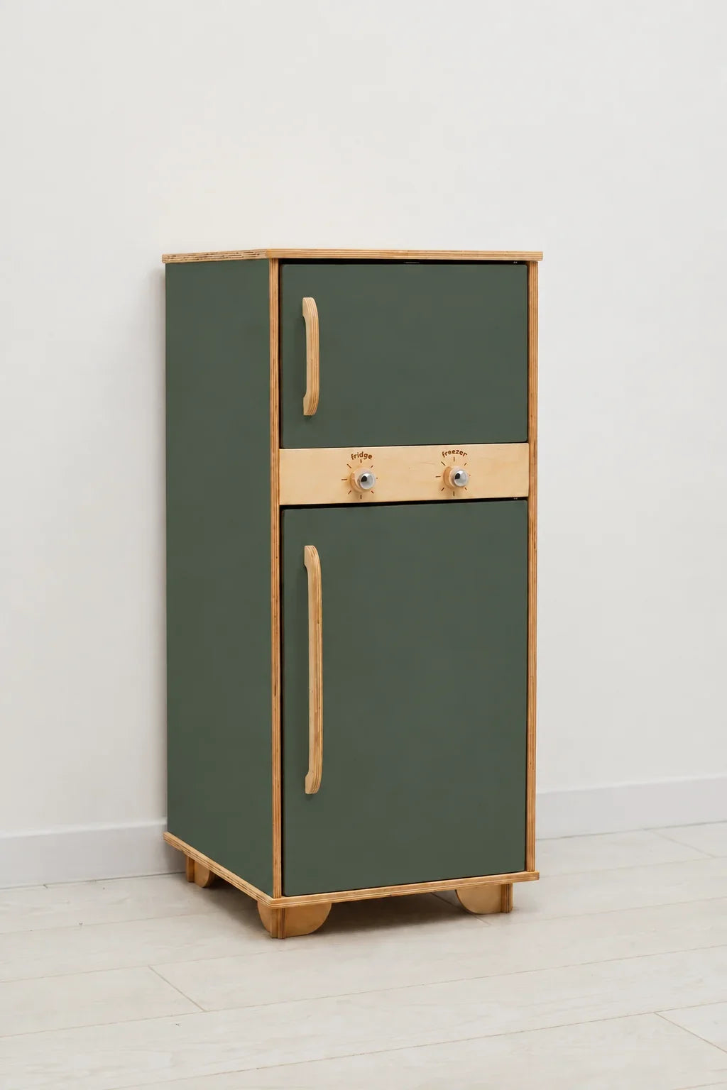 Play Fridge