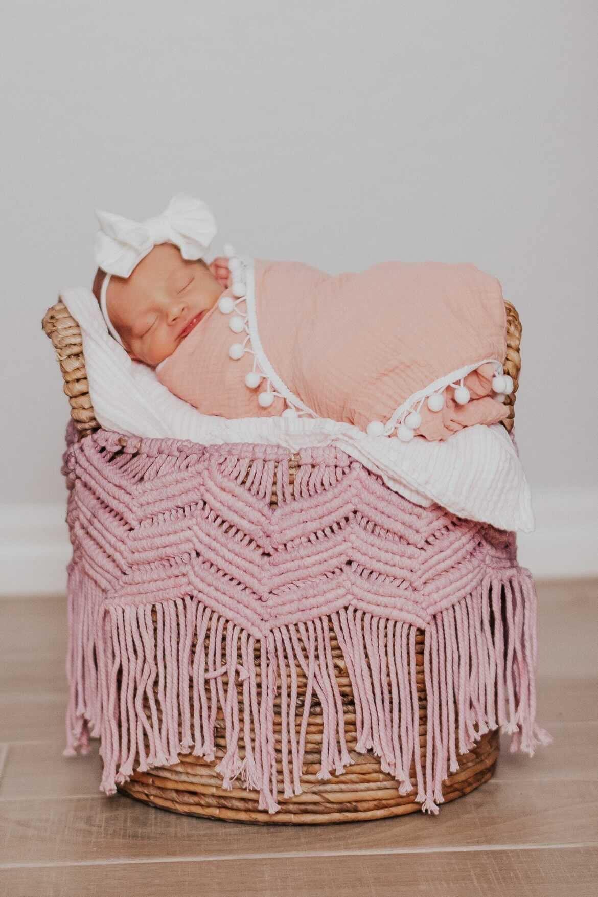 Pom Swaddle Blanket - Dusty Pink