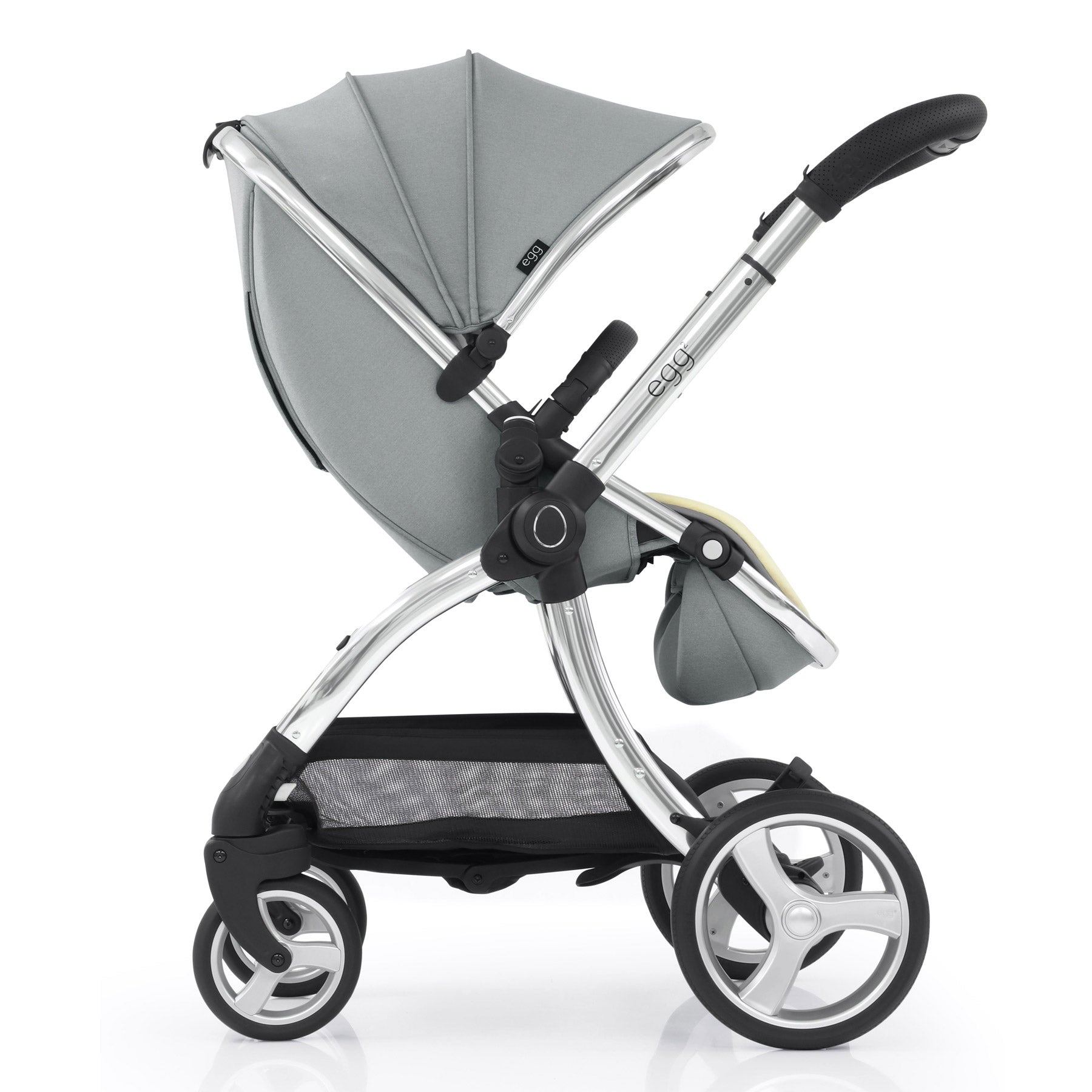 Egg2® Stroller & Carry Cot In Monument Grey Bundle