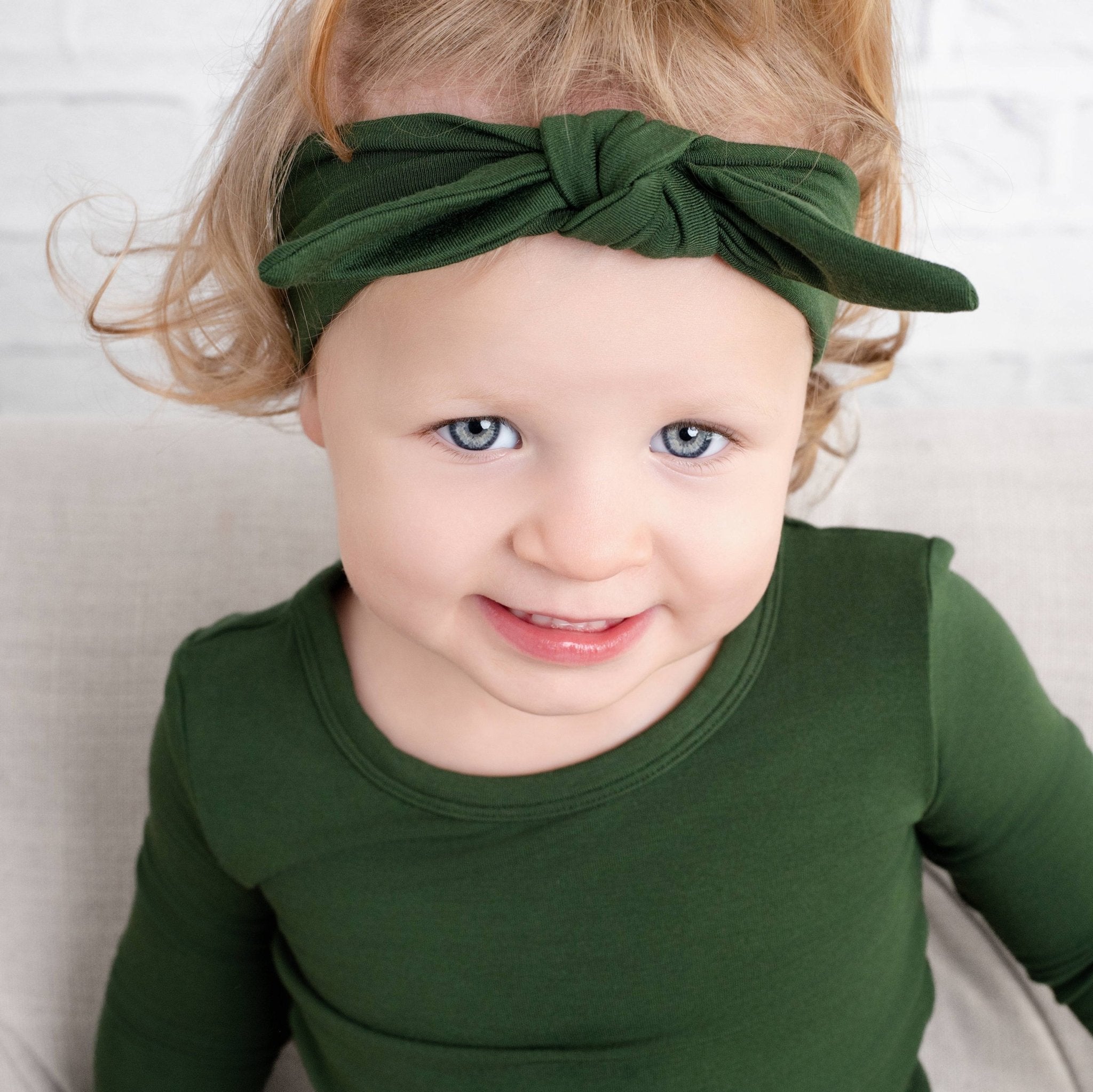 Emerald Bow