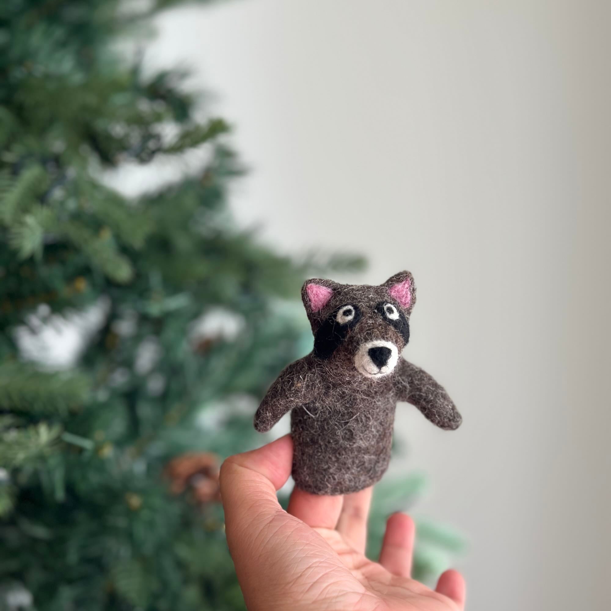 Felt Finger Puppet: Raccoon