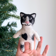 Felt Finger Puppet - Tuxedo Cat No.2