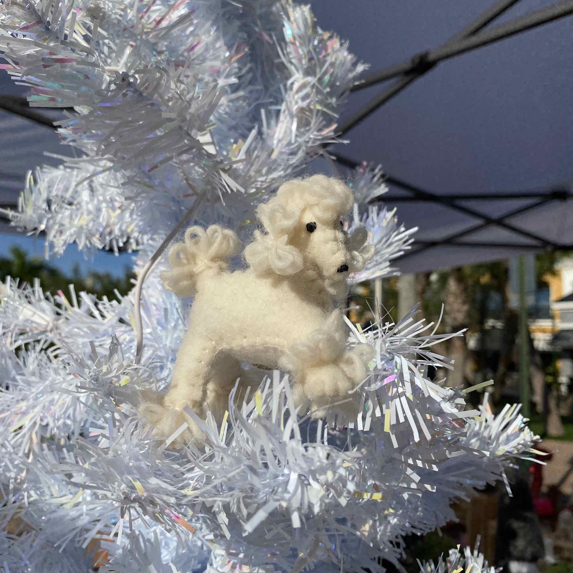 Felt Keychain - White Poodle