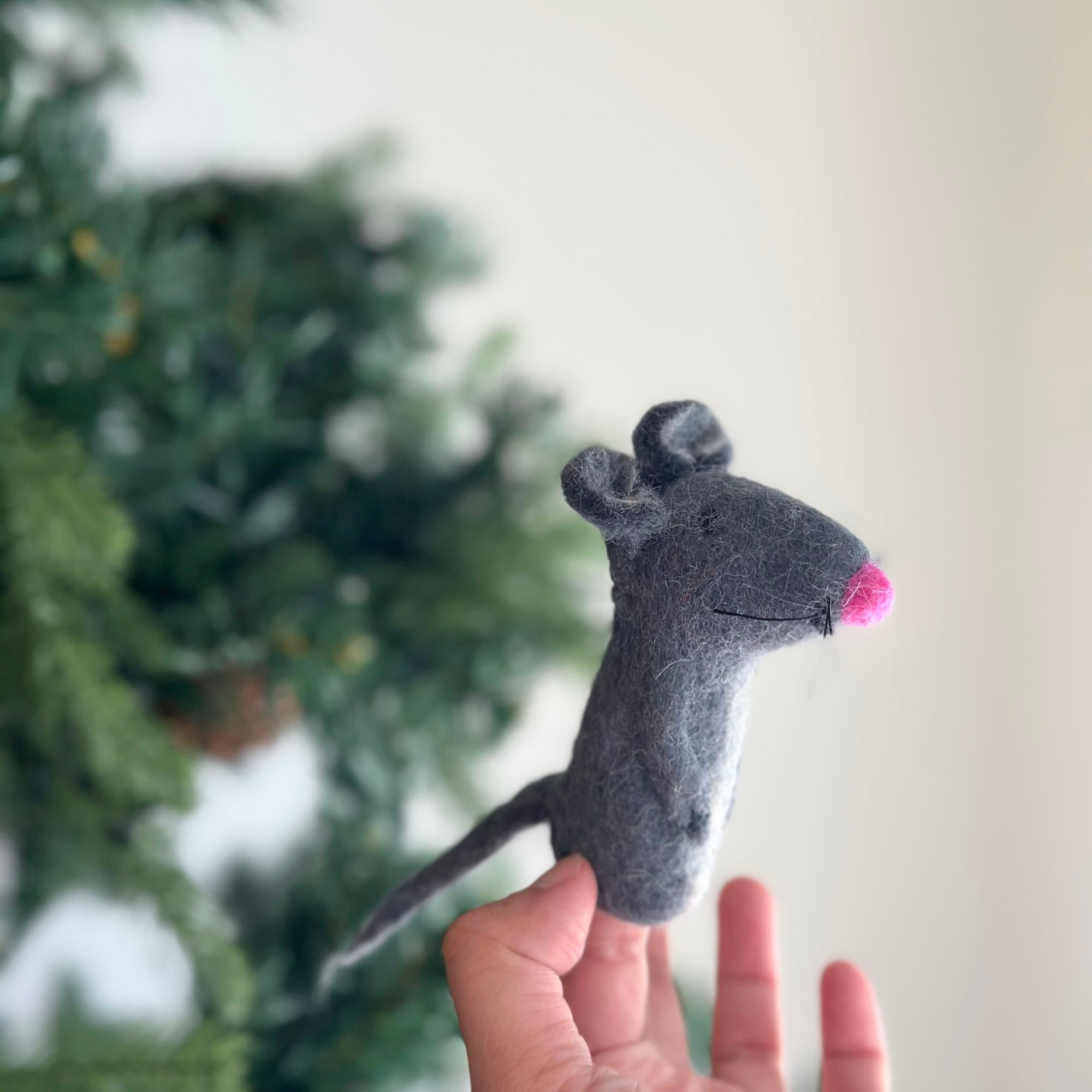 Mouse Finger Puppet