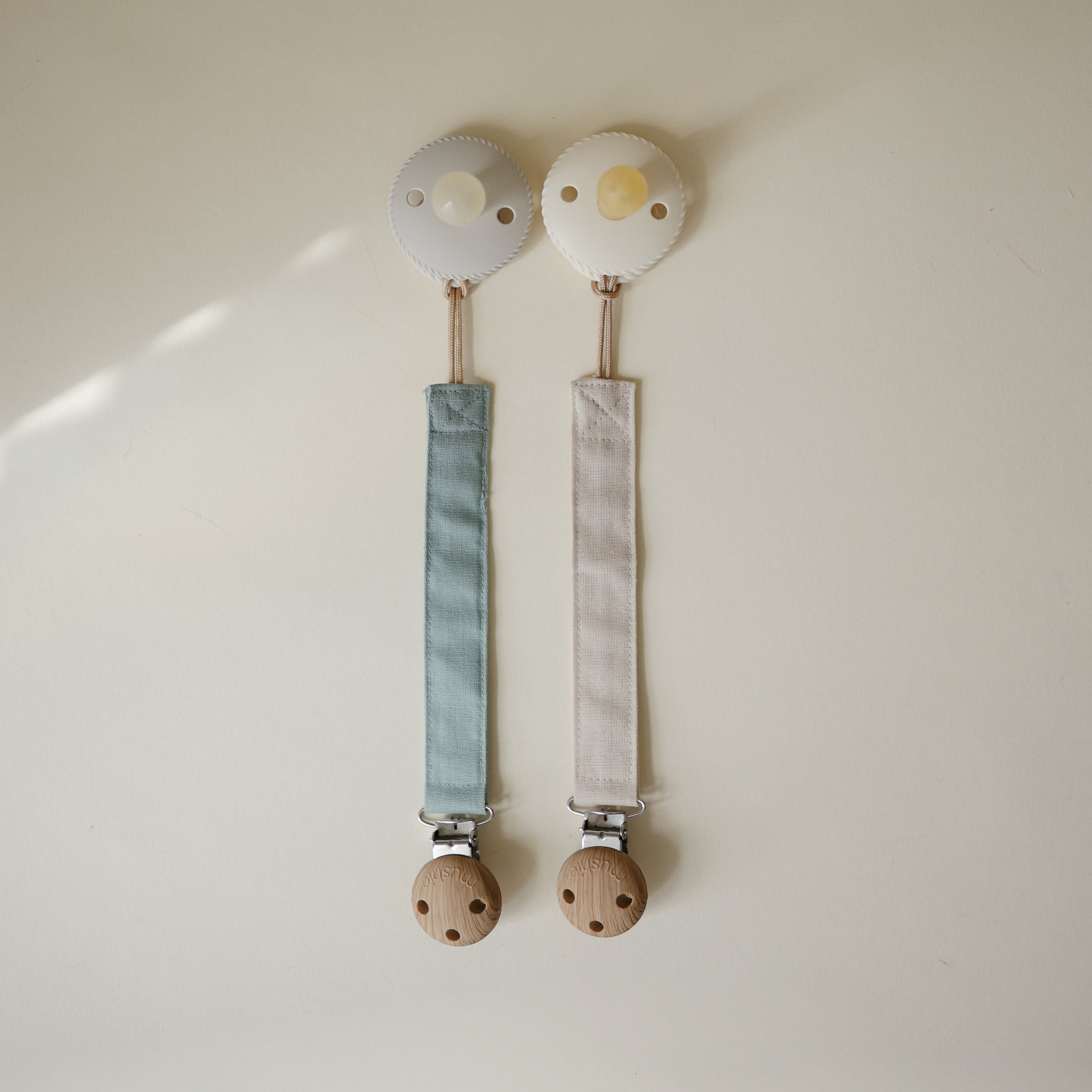 Linen Pacifier Clip 2-pack