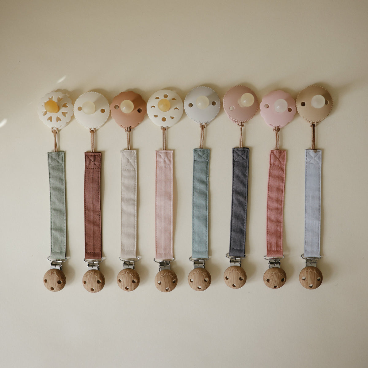 Linen Pacifier Clip 2-pack