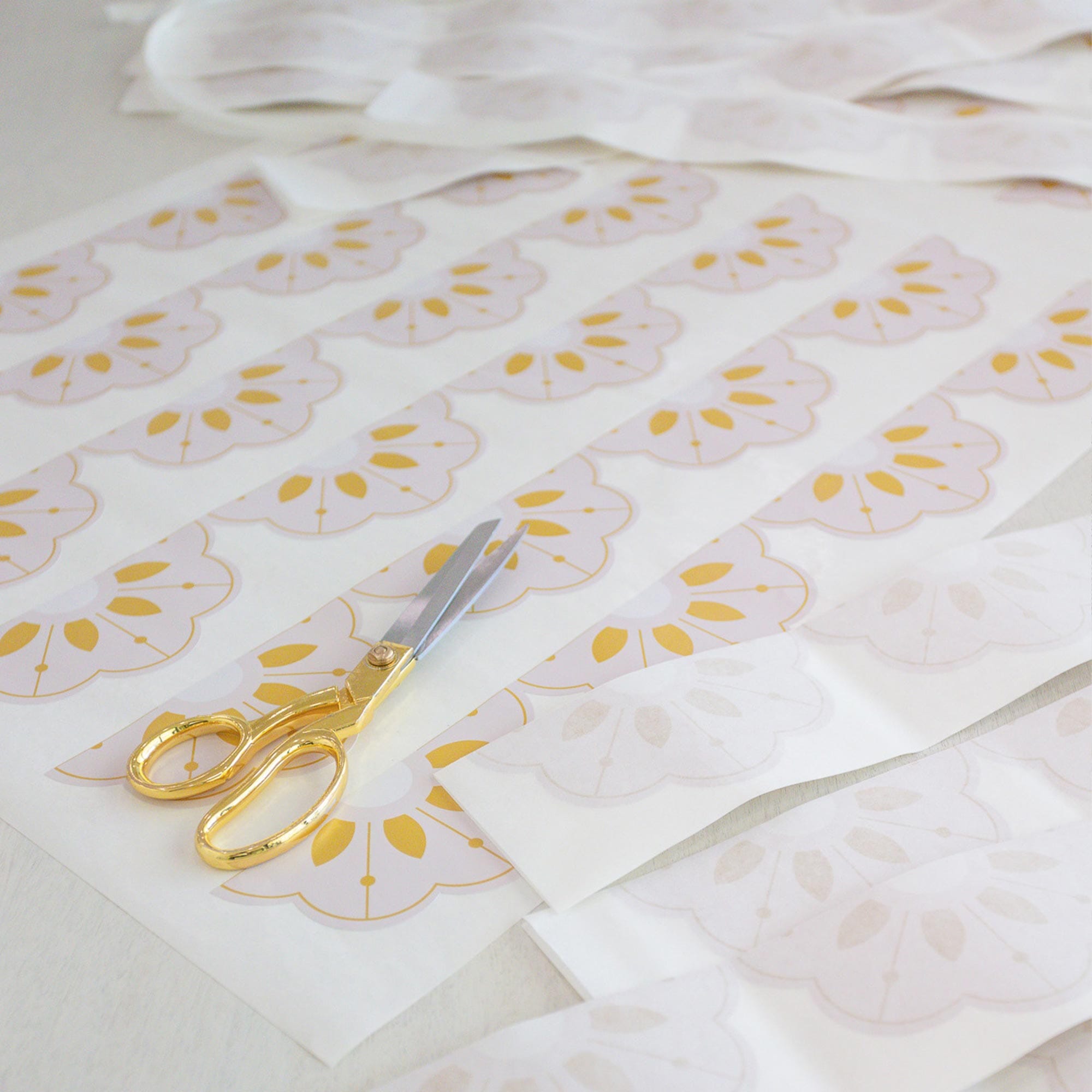 Fleur Scallop Wall Decal