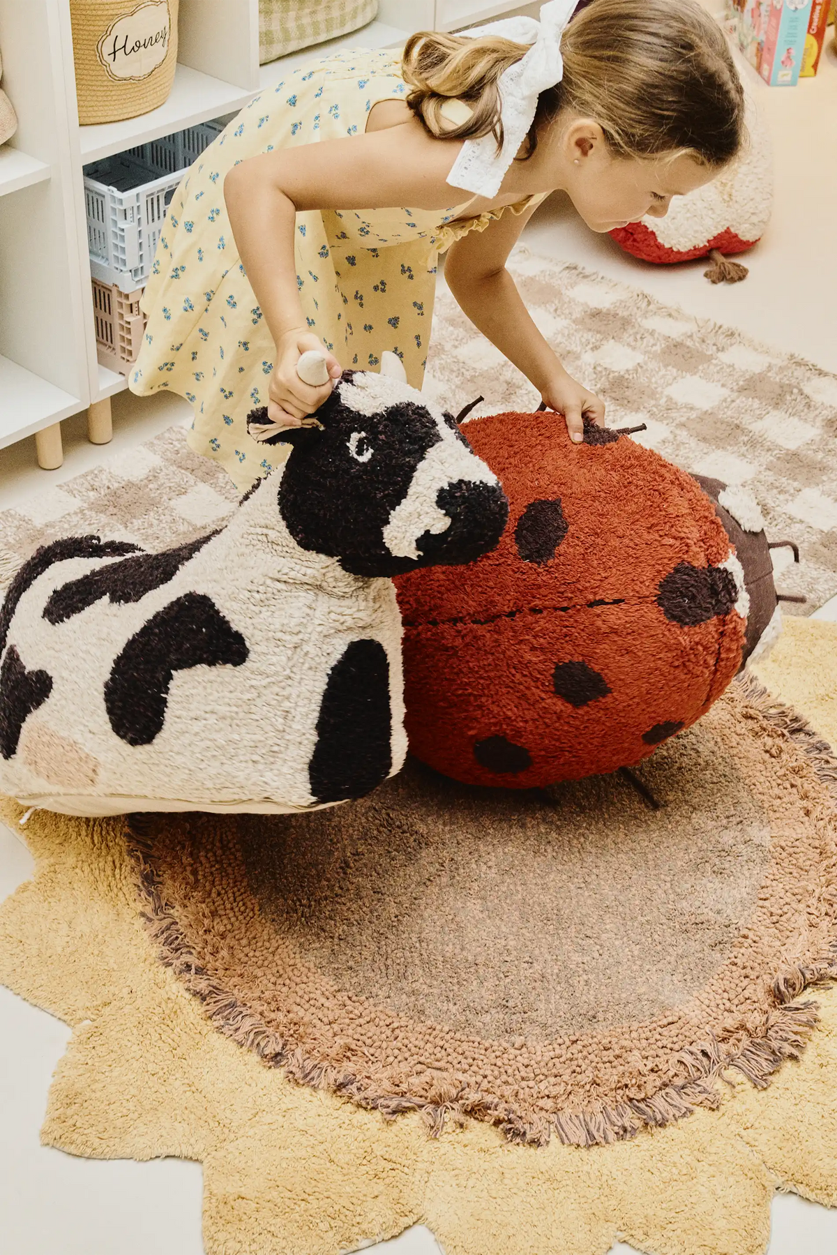 FLOOR CUSHION MARIA THE LADYBUG