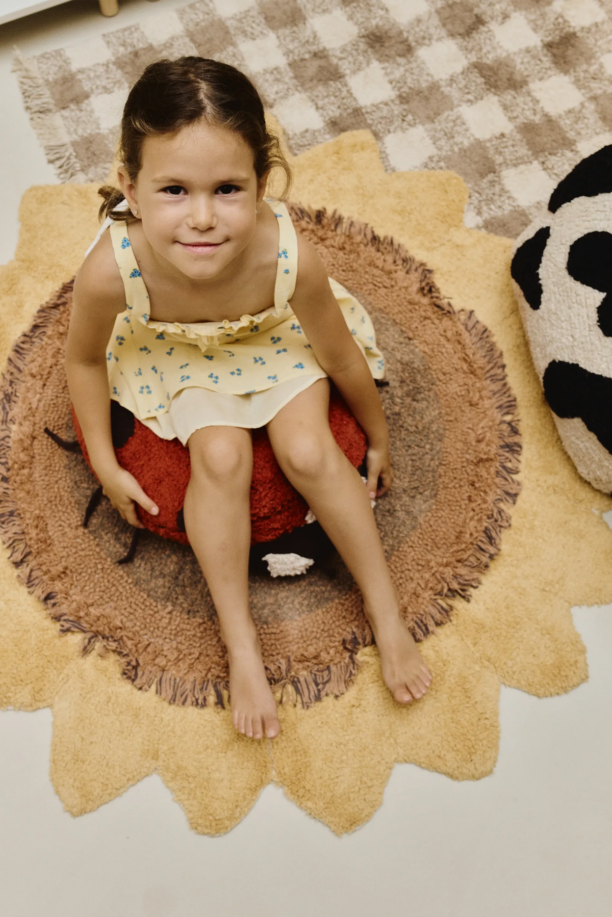 FLOOR CUSHION MARIA THE LADYBUG