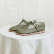Flora T-strap - Pine