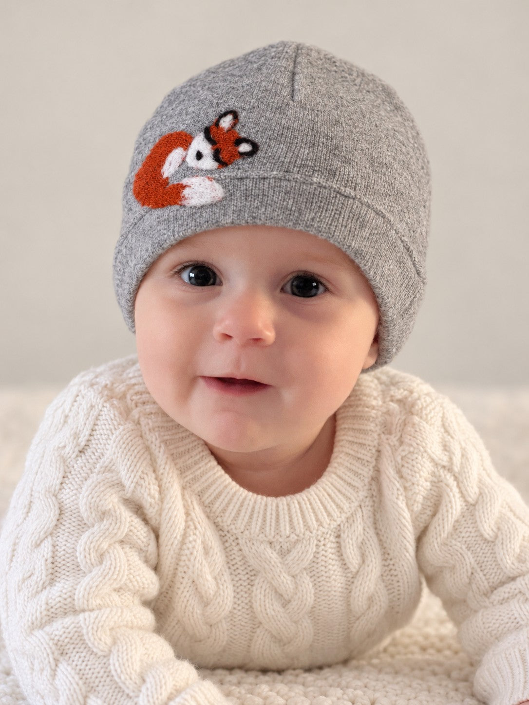 Sleeping Fox Cashmere Hat - Baby