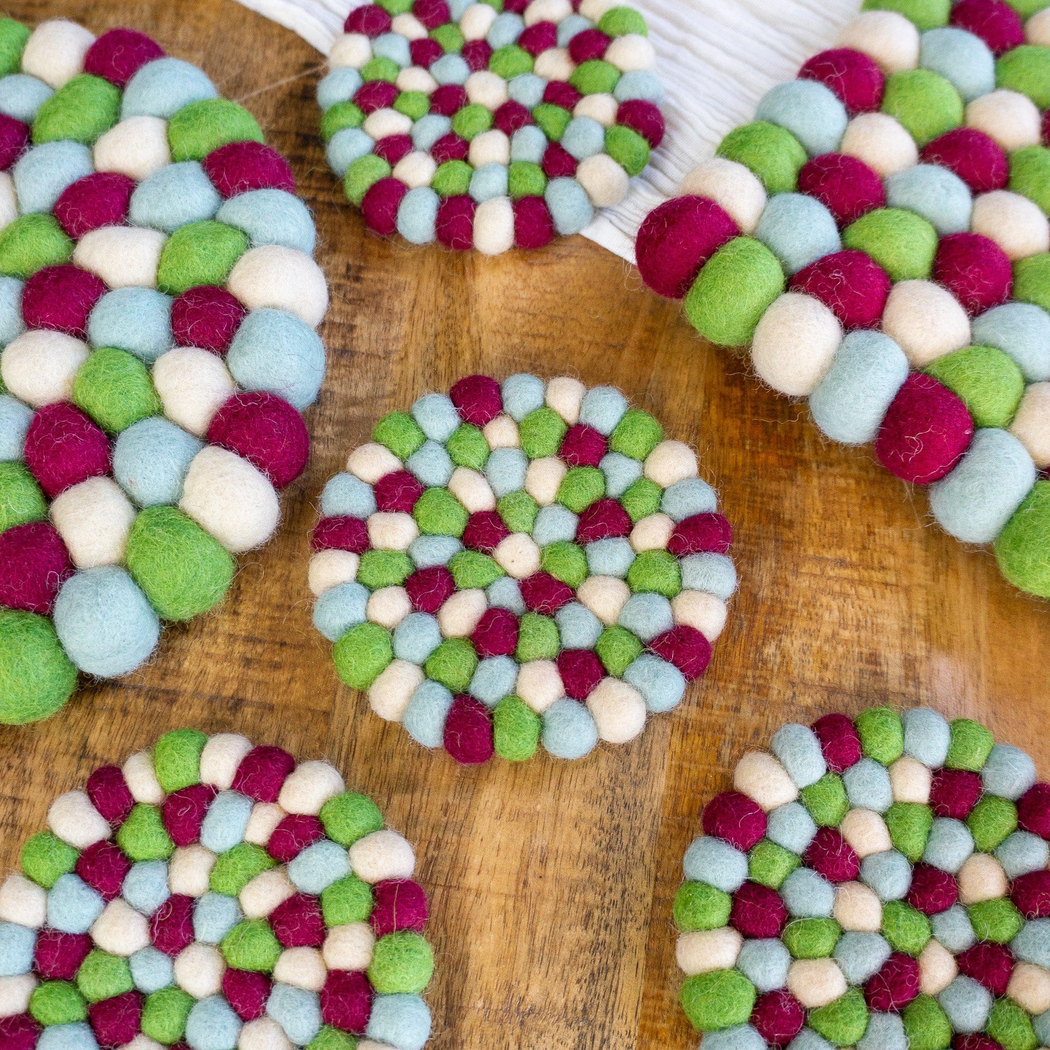 Yuletide Eco Coasters/trivets