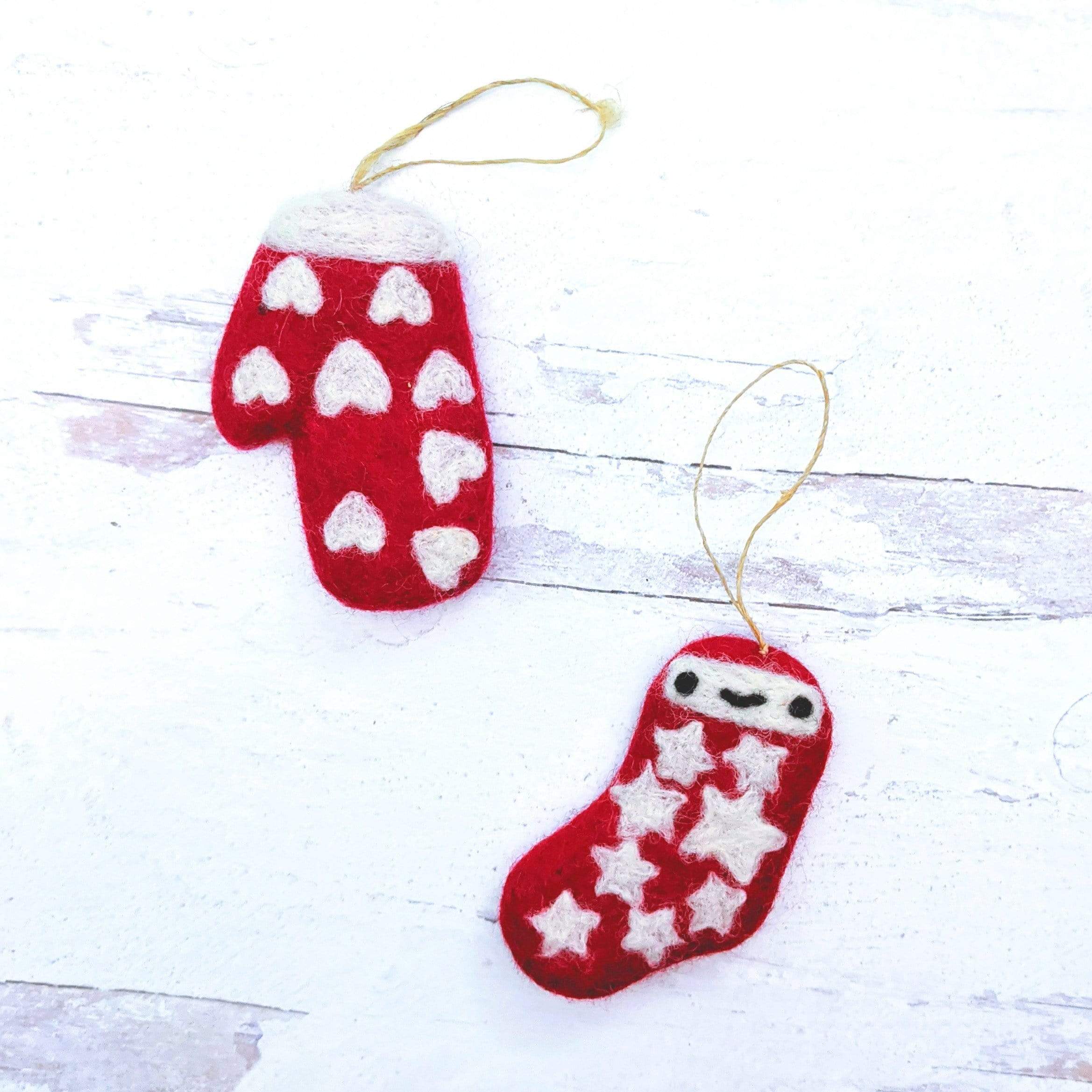 Stocking And Mitten - Set Of 2