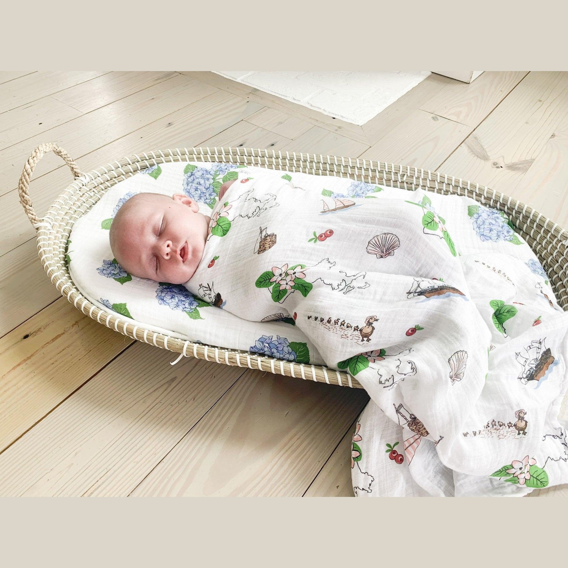 Gift Set: Massachusetts Floral Baby Muslin Swaddle Blanket And Burp Cloth/bib Combo