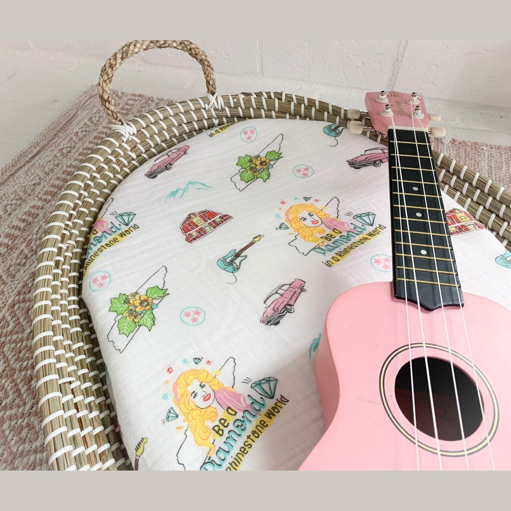 Gift Set: Tennessee Baby Muslin Swaddle Blanket And Burp Cloth/bib Combo (floral)