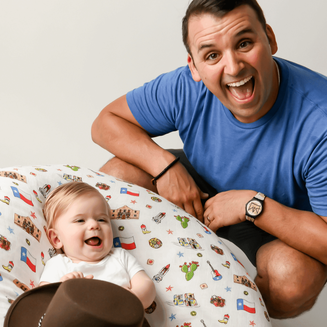 Gift Set: Texas Baby Unisex Muslin Swaddle Blanket And Burp Cloth/bib Combo