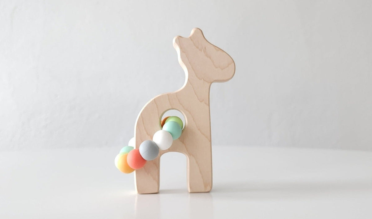 Giraffe Wooden Baby Grasping Toy With Teething Beads