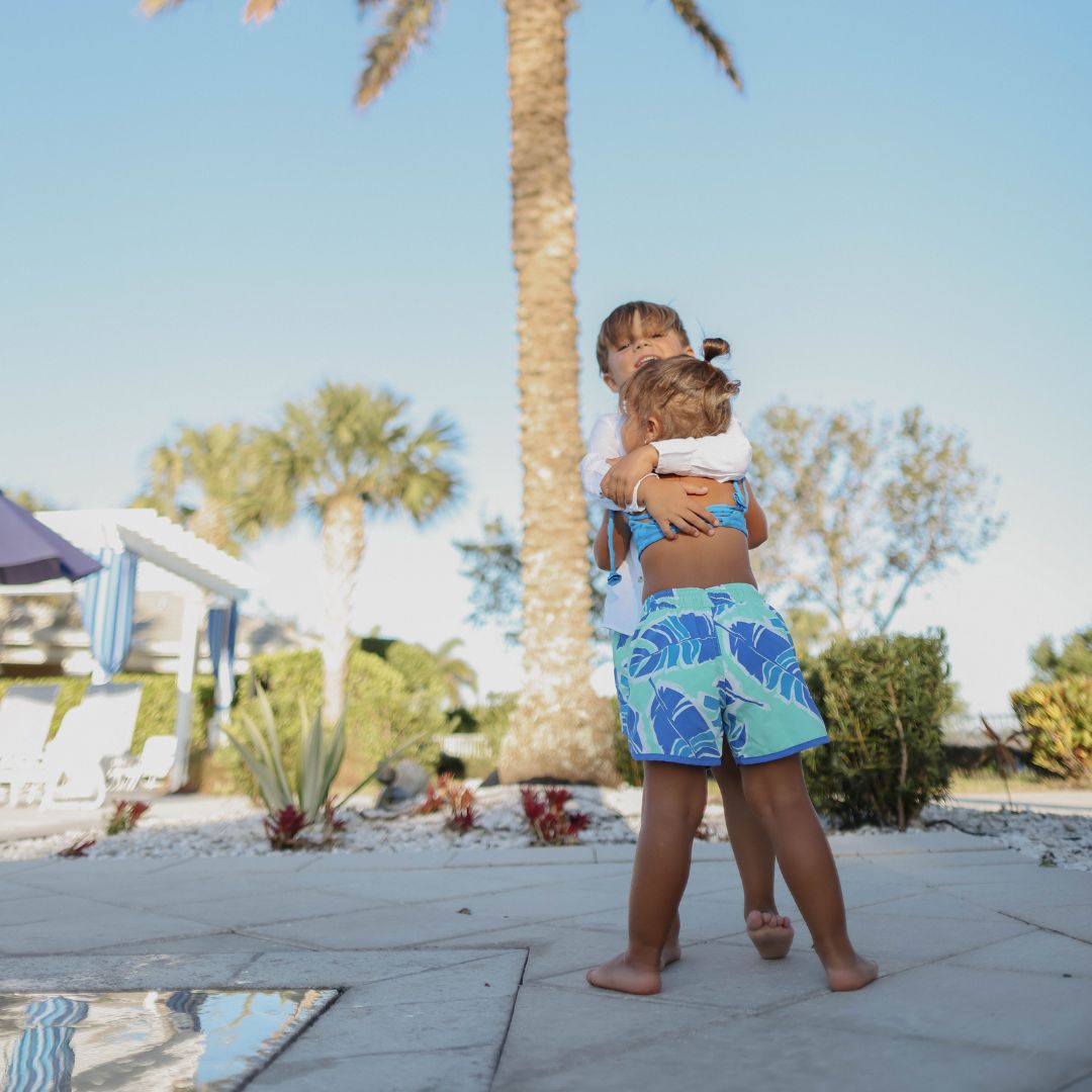 Green & Blue Banana Leaf