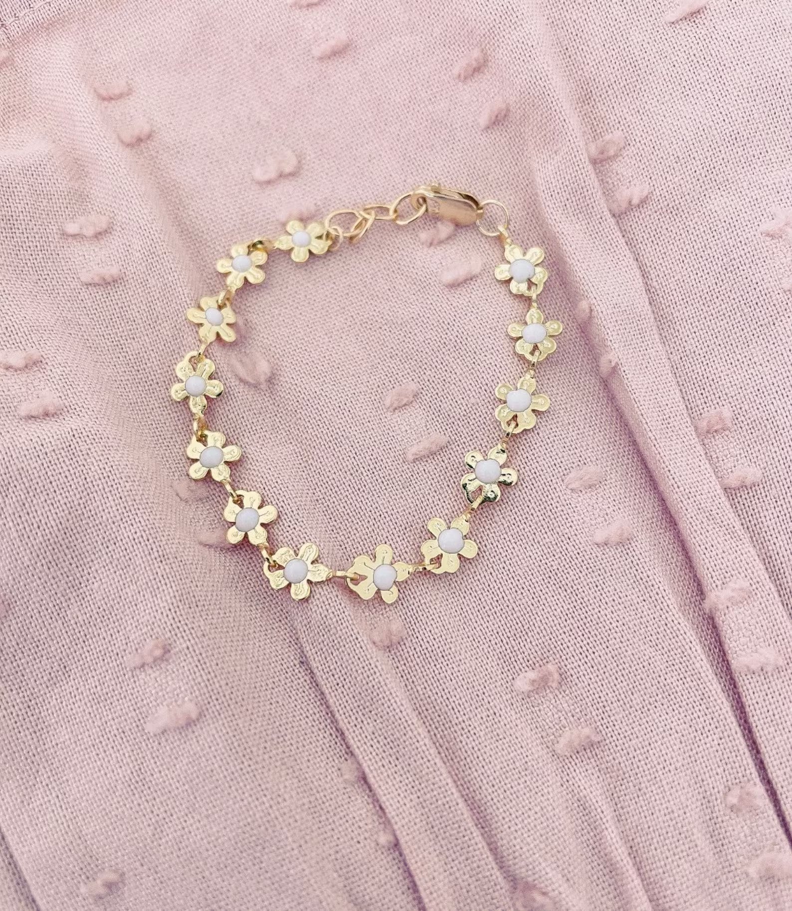 Gold Daisy Chain Bracelet