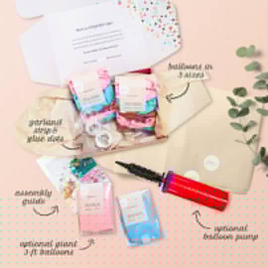 Green Balloon Garland