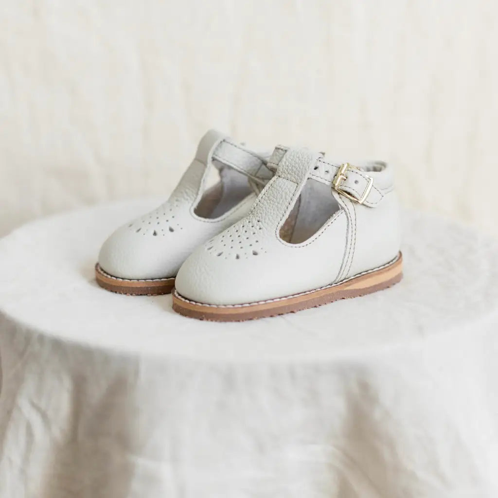 Greta T-strap - Fog