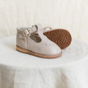 Greta T-strap - Sand