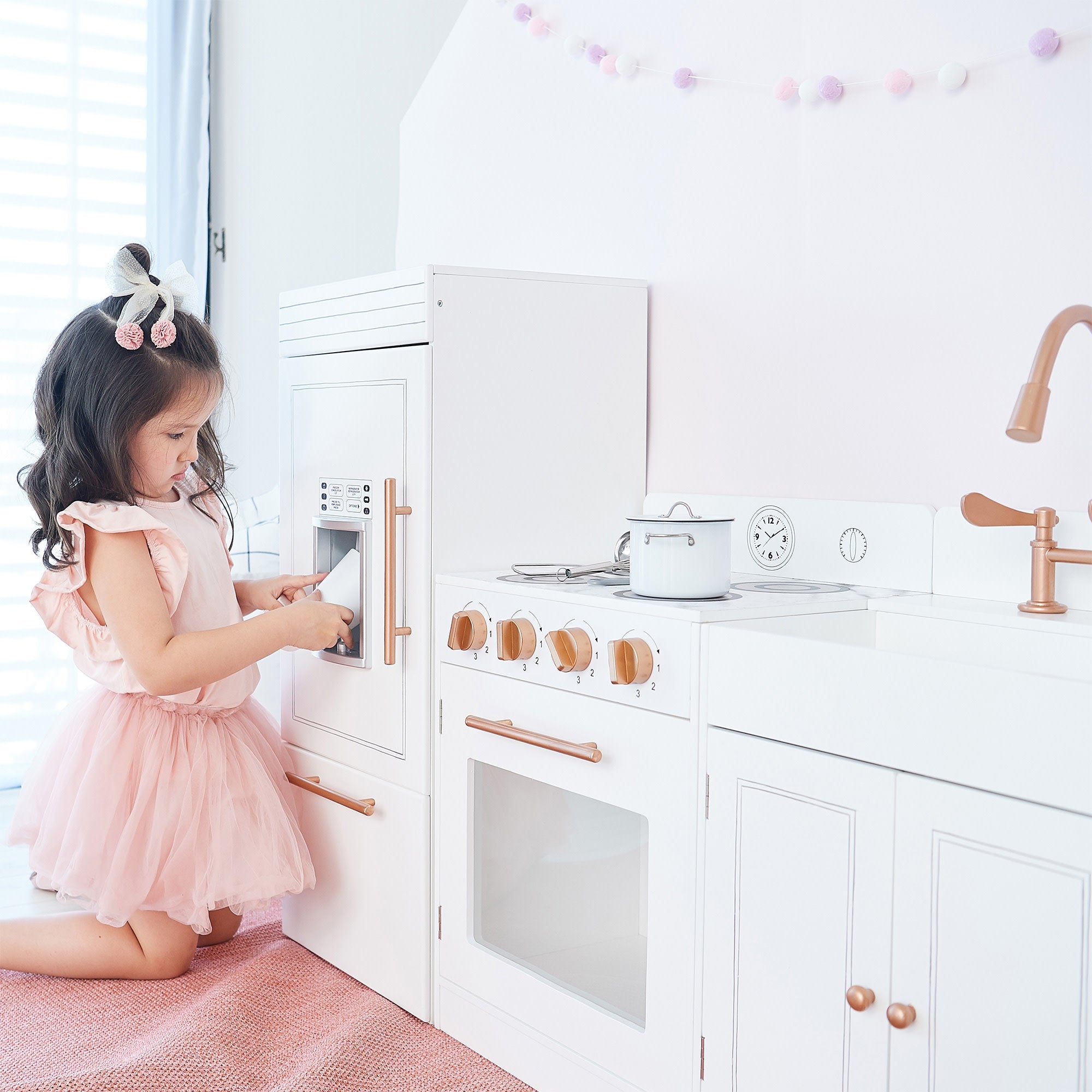 Little Chef Paris Complete Kitchen Playset, White/rose Gold