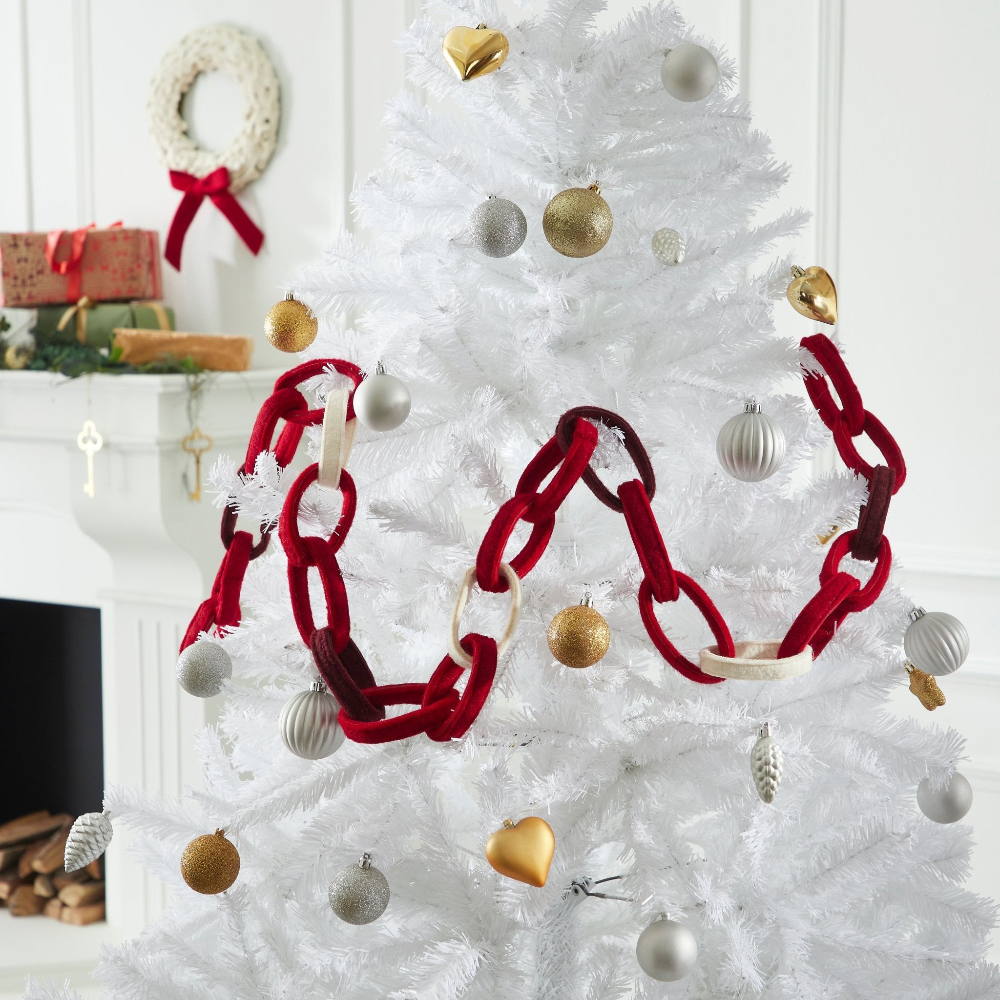 Hand Felted Wool Christmas Garland - Loop Chain In Red - 6'