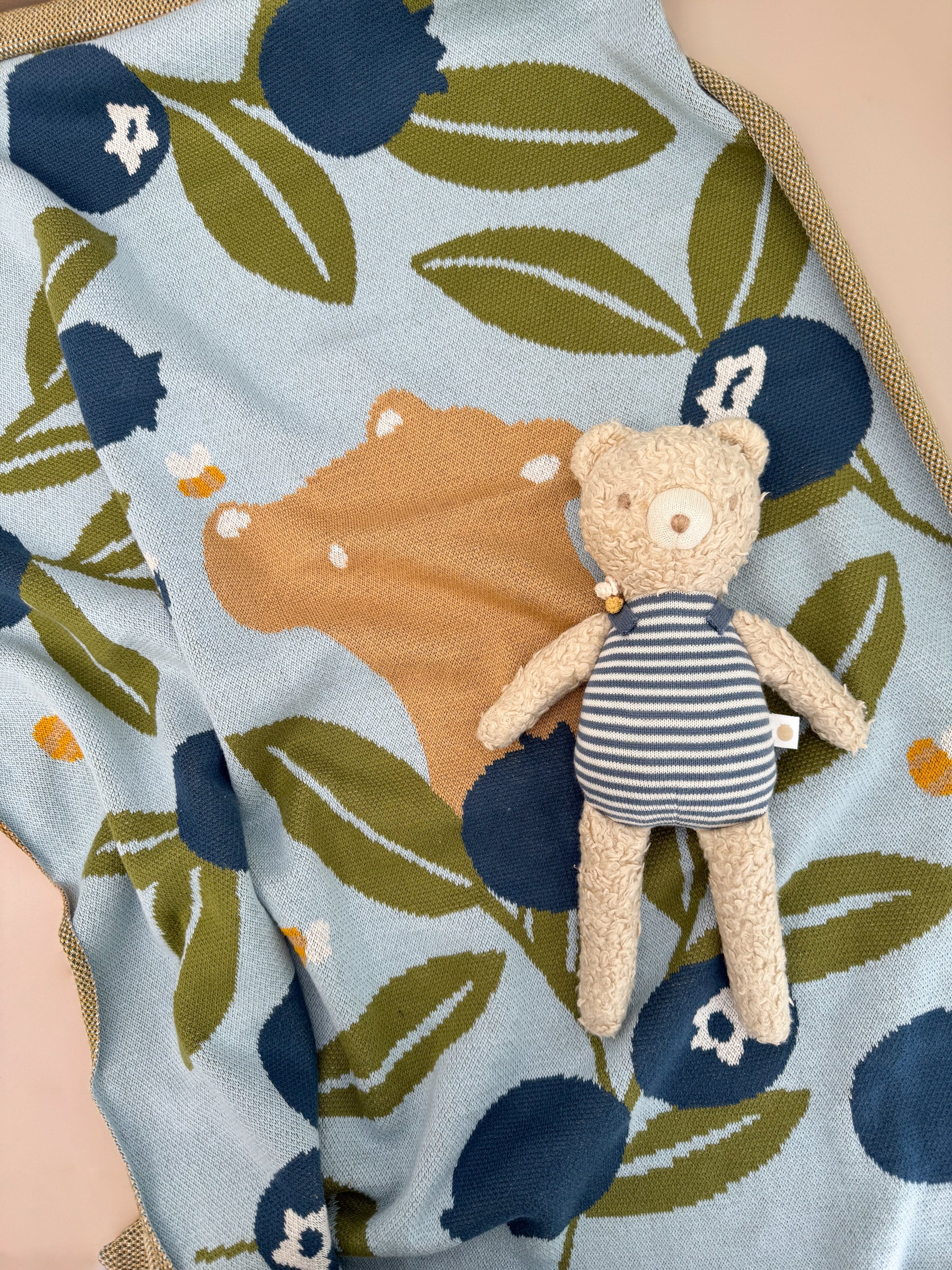 Blueberry Bear Bee Blanket | Organic Cotton