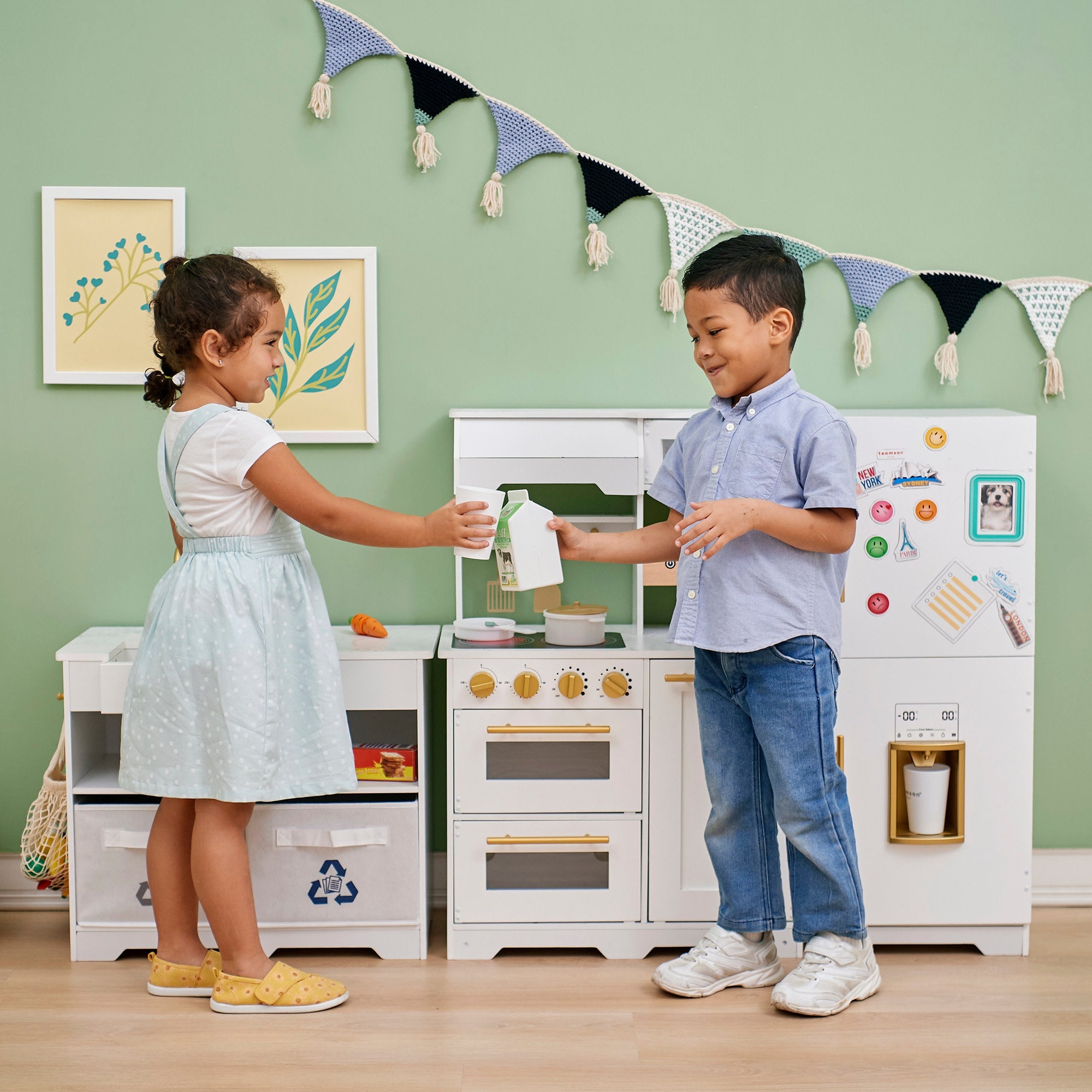 Teamson Kids - Little Chef Atlanta Large Modular Play Kitchen, White/gold