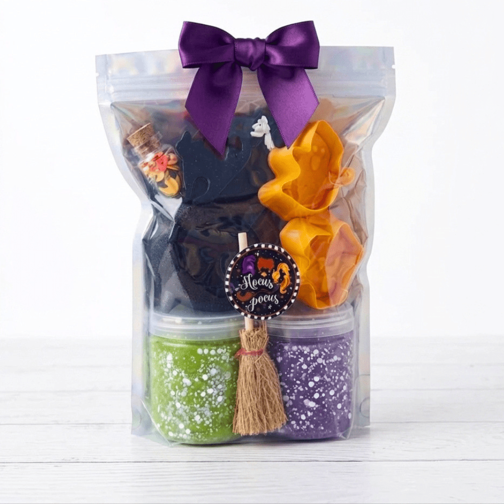 Hocus Pocus Play Dough Pouch