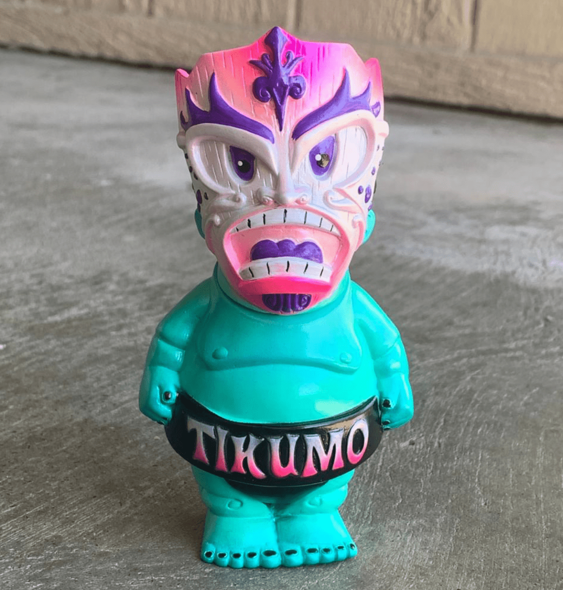 Holiday Tikumo