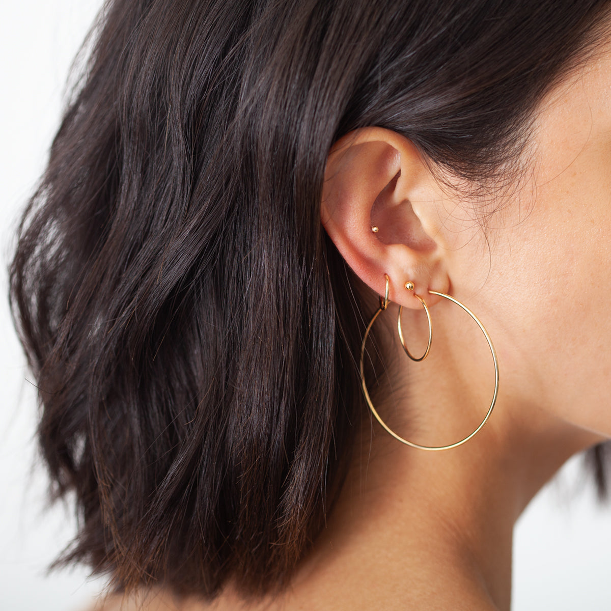 14k Gold Medium Thread Hoop Earrings