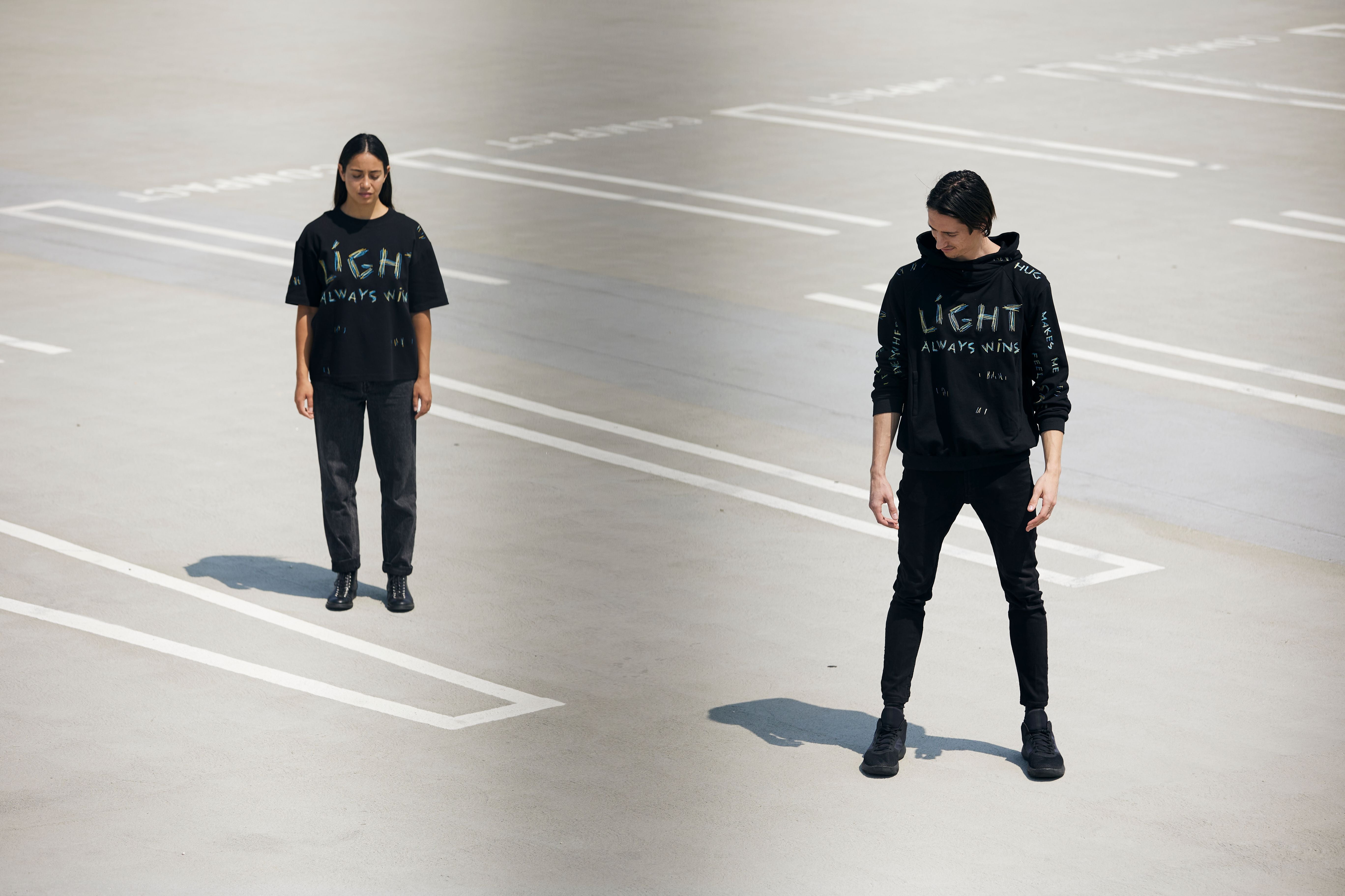 Adults "light Always Wins" Oversized T-shirt | Black