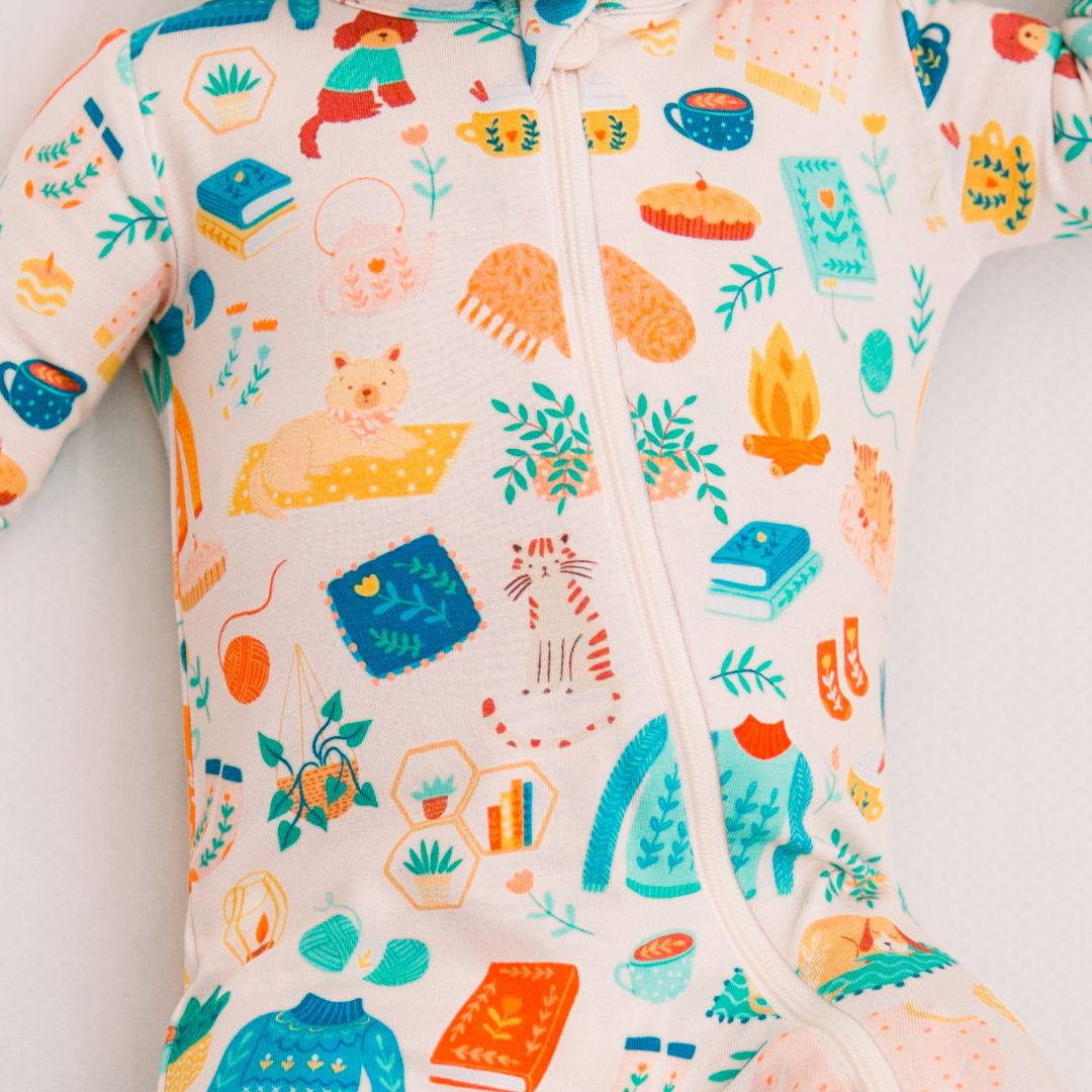 The Second-skin Footie | Cozy Cats & Dogs | Danish Hygge-inspired Print