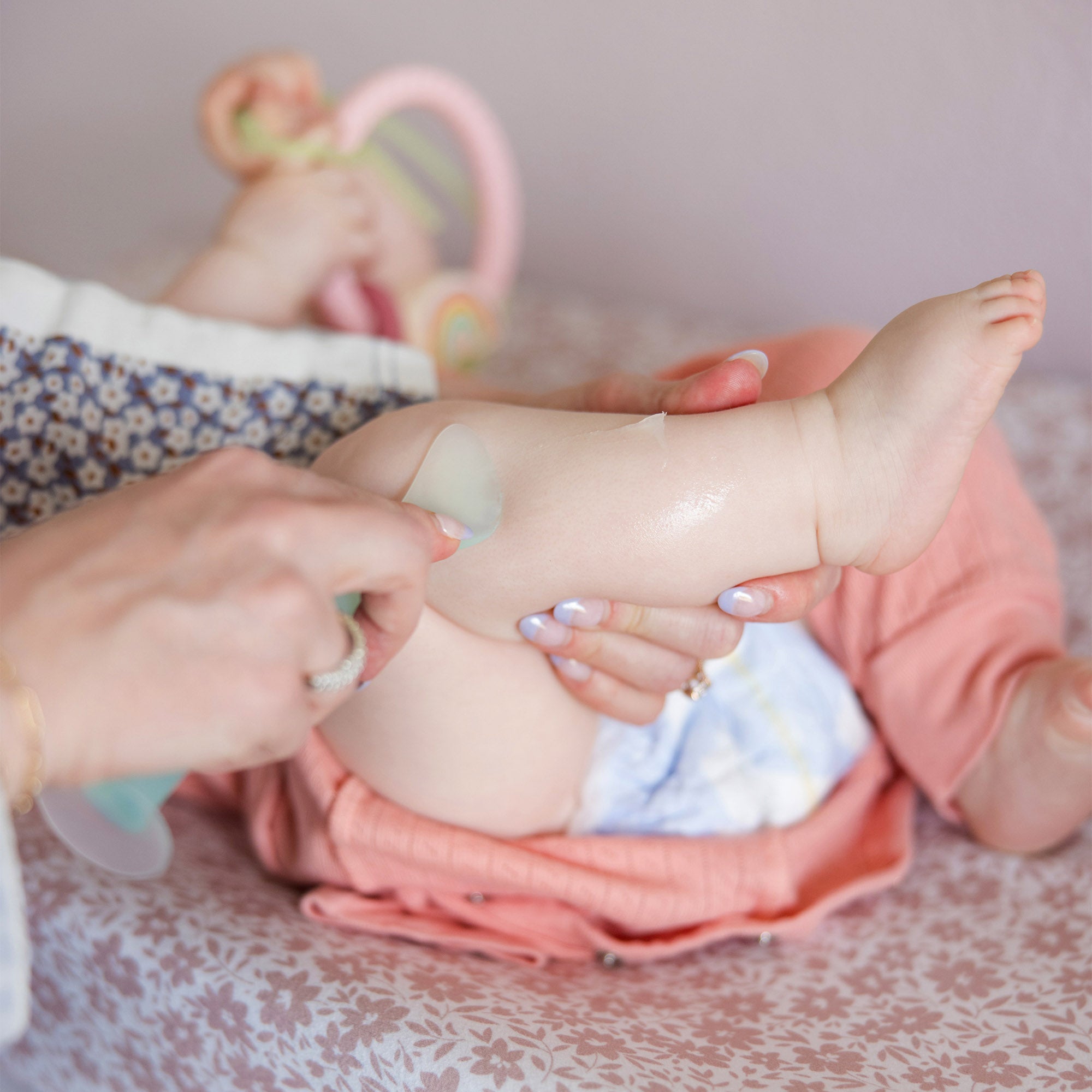 Diaper Cream Applicator For Clean, Even Coverage