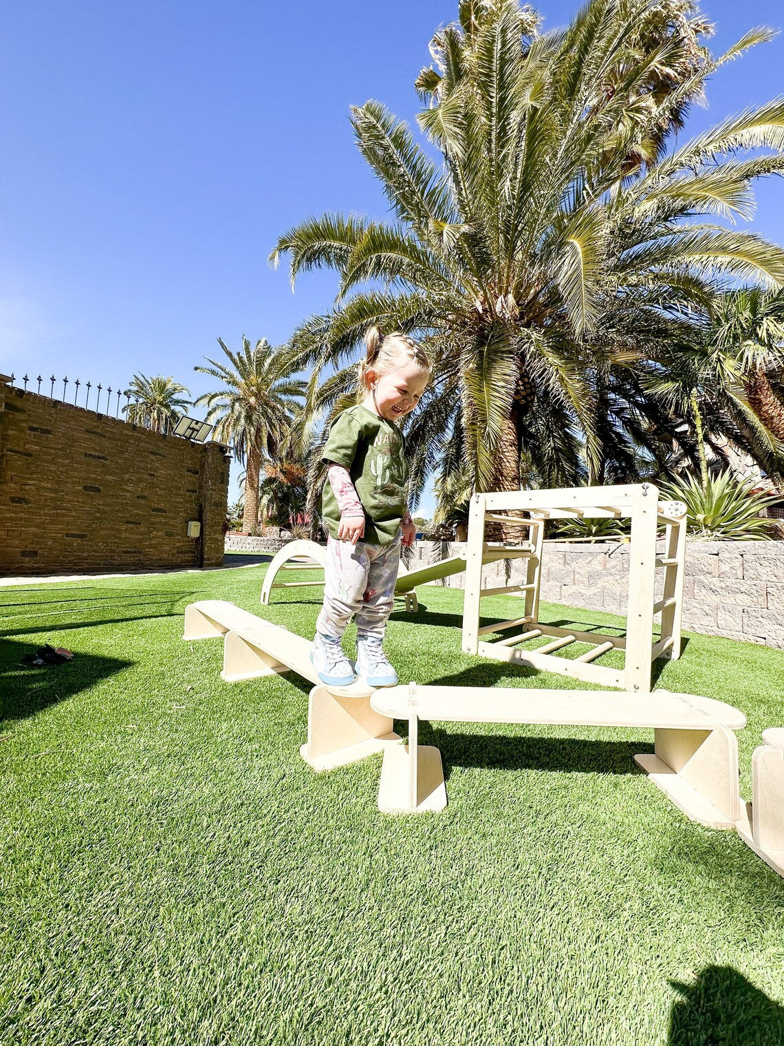 Mara- Kids Balance Beam