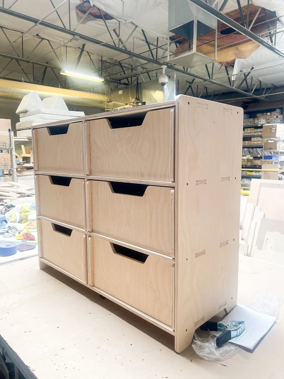 Lala- Dresser