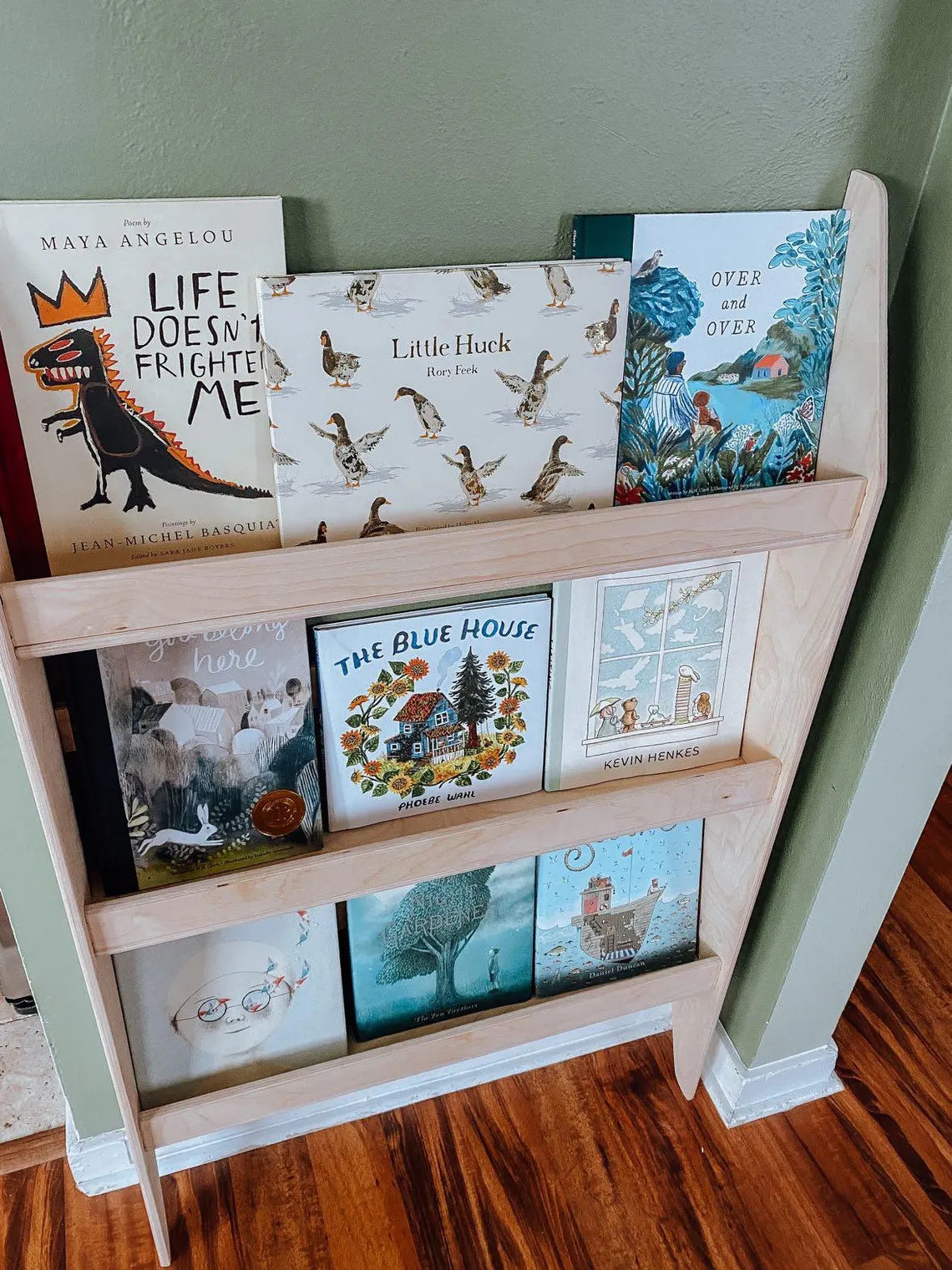 Cora- Leaning Bookshelf