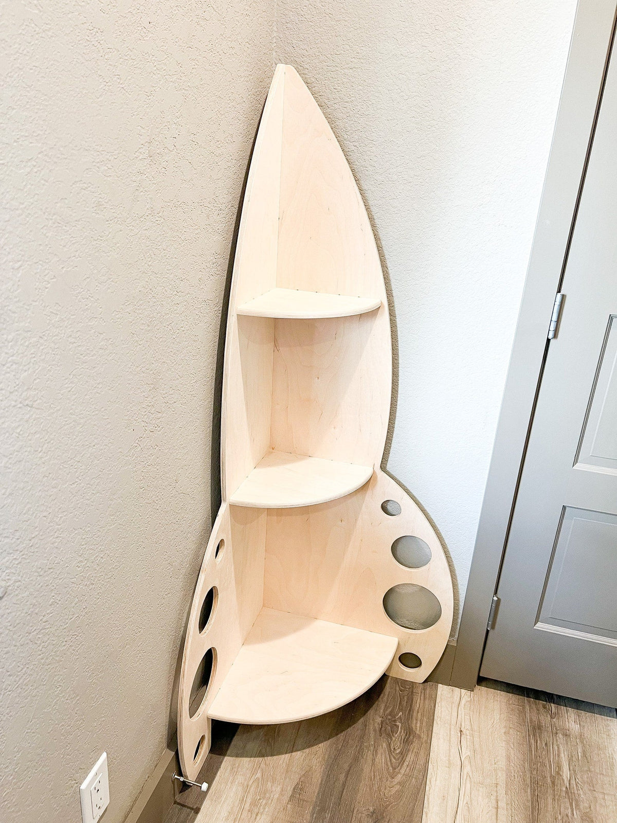 Houston- Rocket Shelf