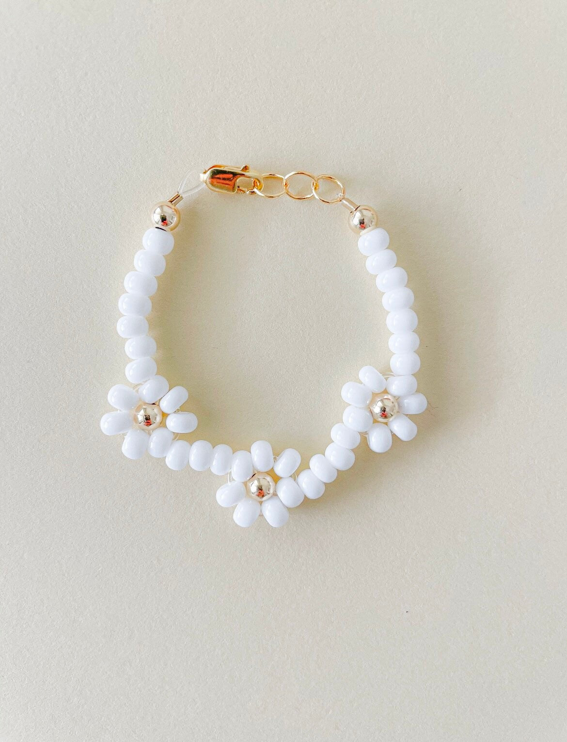 Gold & White Daisy Bracelet | Handmade Floral Jewelry | Dainty Bracelet For Women & Girls