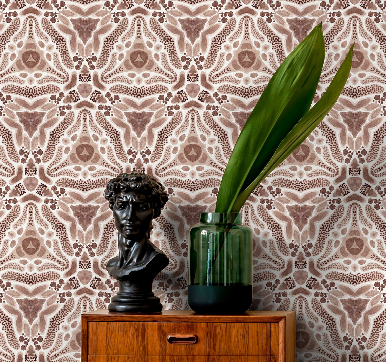 Abstract Wallpaper With A Bohemian Kaleidoscope Motif In Brown And Taupe - X042