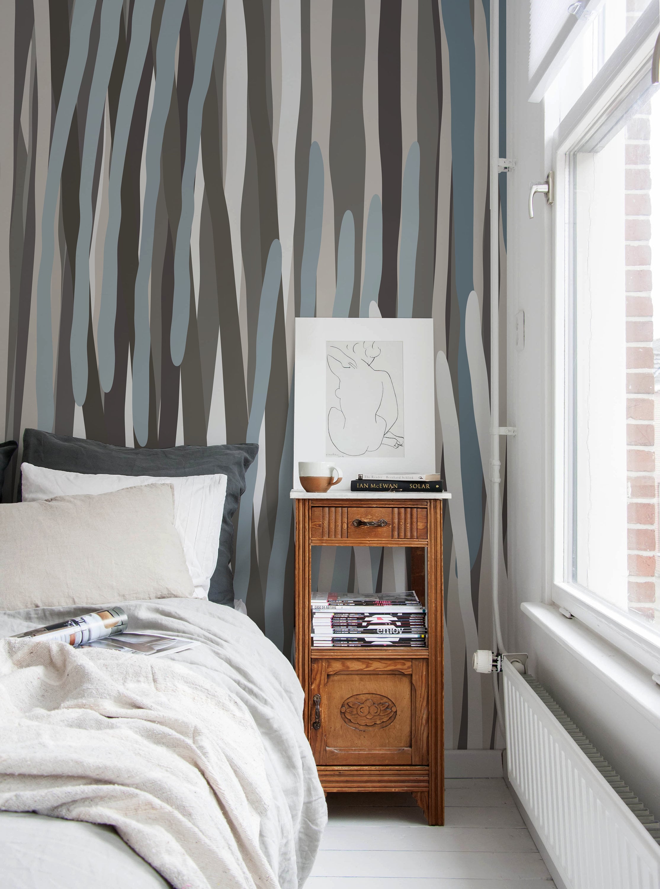 Abstract Wallpaper With An Organic Stripe Motif In Blue, Gray, And Taupe - X065