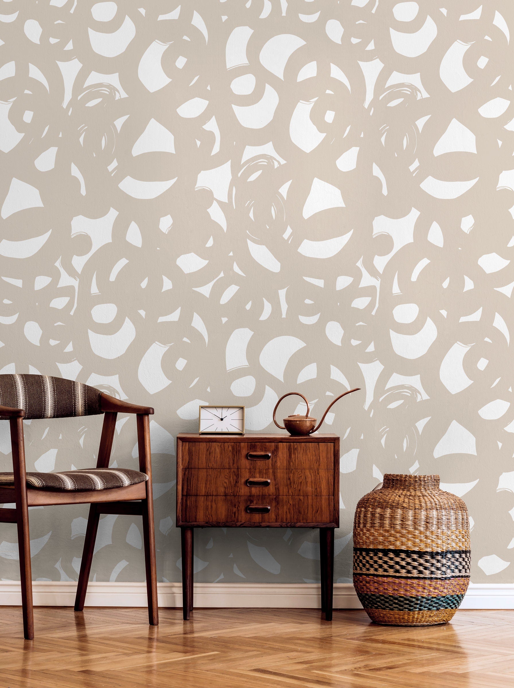Abstract Wallpaper With Overlapping Brushstroke Circles In Beige - X080